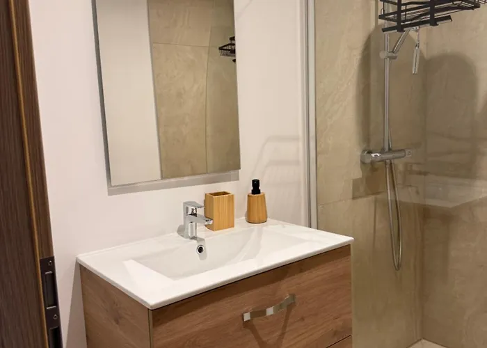 L'escale De L'hirondelle Rehaincourt